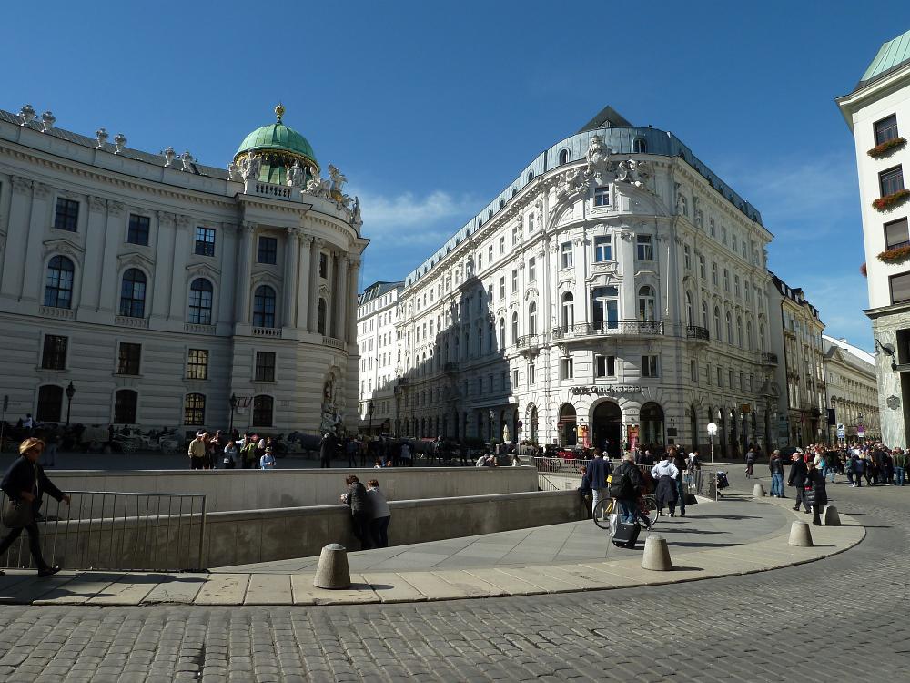 P1100473